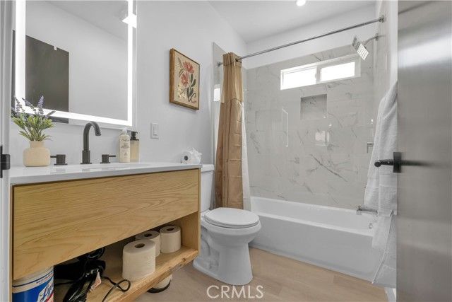 3115 Arvia Street 1A, Los Angeles, CA 90065