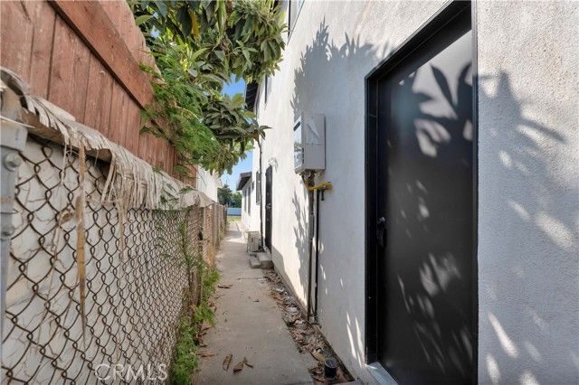 3115 Arvia Street 1A, Los Angeles, CA 90065