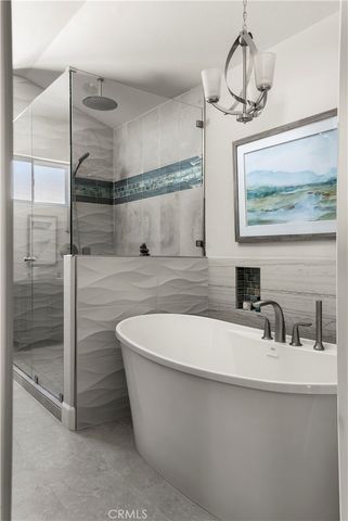 360 Villanova Road, Costa Mesa, CA 92626