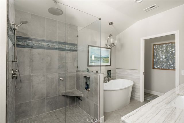 360 Villanova Road, Costa Mesa, CA 92626