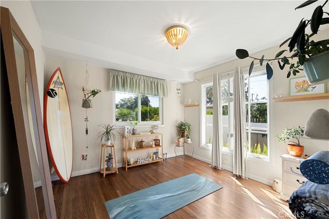 360 Villanova Road, Costa Mesa, CA 92626