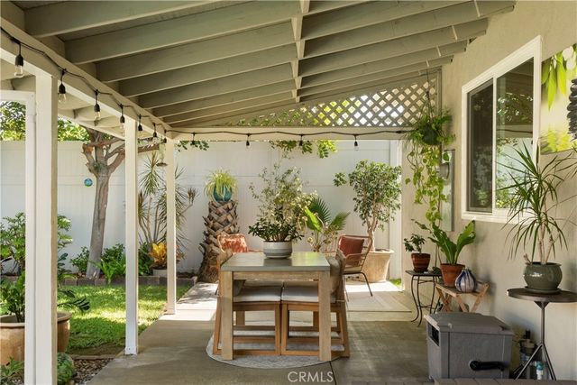 360 Villanova Road, Costa Mesa, CA 92626