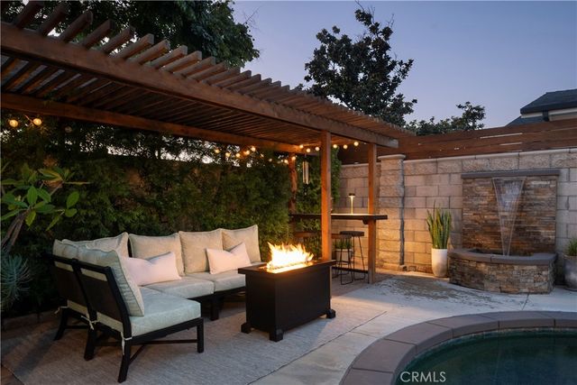 360 Villanova Road, Costa Mesa, CA 92626