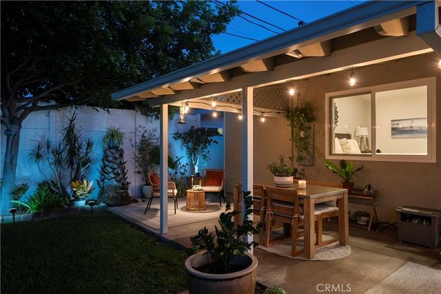 360 Villanova Road, Costa Mesa, CA 92626
