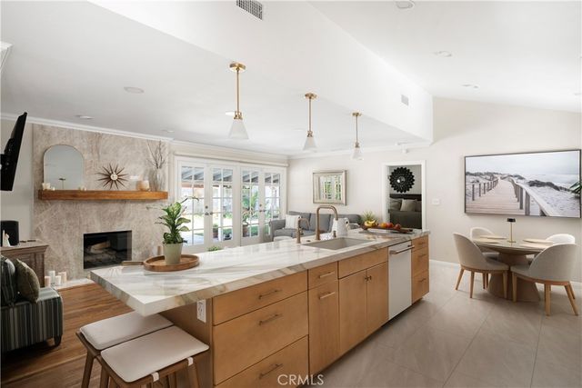360 Villanova Road, Costa Mesa, CA 92626