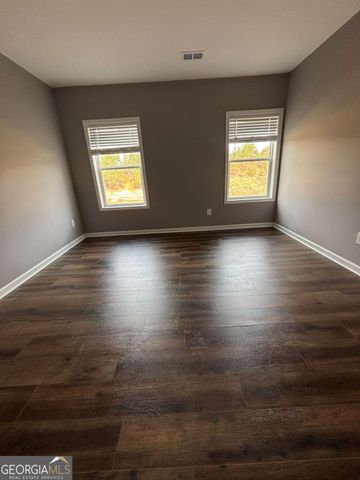 6612 River Station Drive, Lula, GA 30554