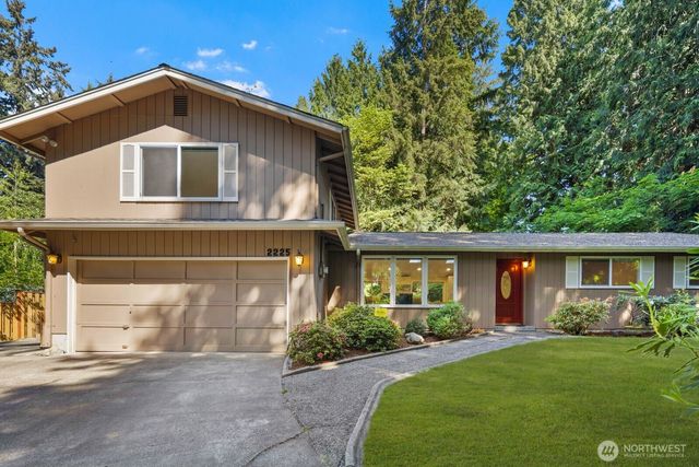 2225 107th Avenue E, Edgewood, WA 98372