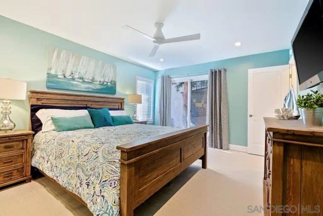 337 Rosemont St, La Jolla, CA 92037