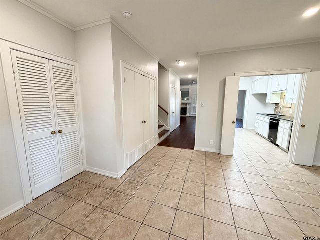 1022 Troup Hwy, Tyler, TX 75701
