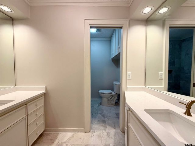 1022 Troup Hwy, Tyler, TX 75701