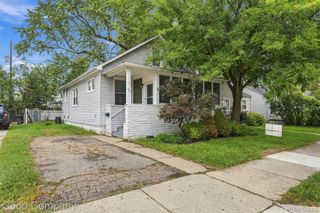 541 E Breckenridge Street, Ferndale, MI 48220
