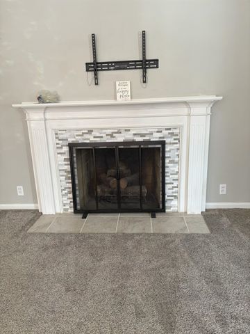 2439 22nd Street, Wyandotte, MI 48192