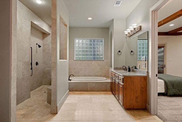 105 Hopewell CIR, Georgetown, TX 78628