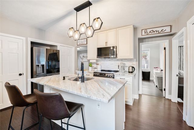 114 Jefferson Street, Warwick, RI 02888