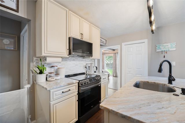 114 Jefferson Street, Warwick, RI 02888