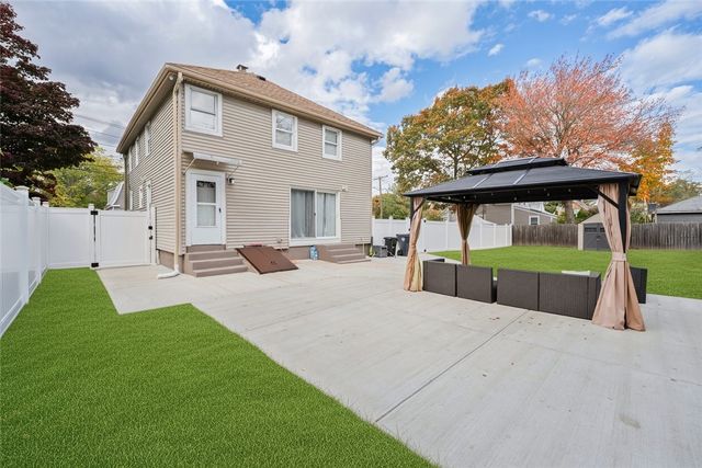 114 Jefferson Street, Warwick, RI 02888