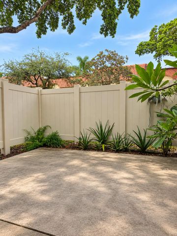 138 S CYPRESS Road 218, Pompano Beach, FL 33060