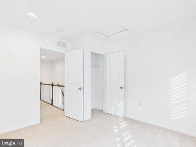 702 MAYER PL, Lancaster, PA 17601