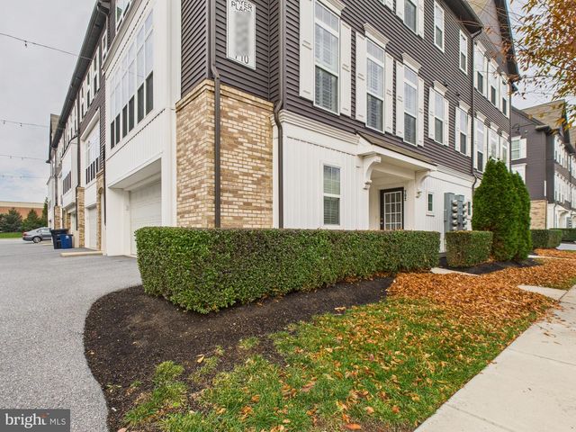 702 MAYER PL, Lancaster, PA 17601