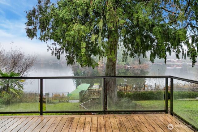 12820 Lake Avenue NW, Poulsbo, WA 98370