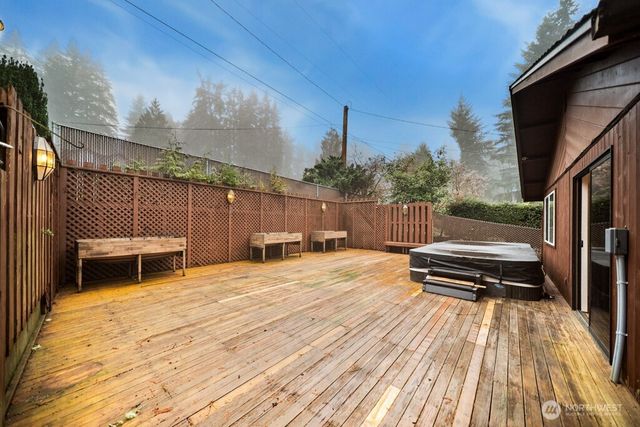 12820 Lake Avenue NW, Poulsbo, WA 98370