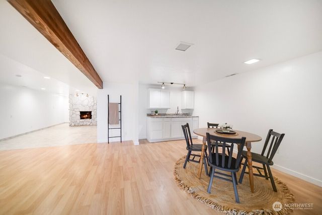 12820 Lake Avenue NW, Poulsbo, WA 98370