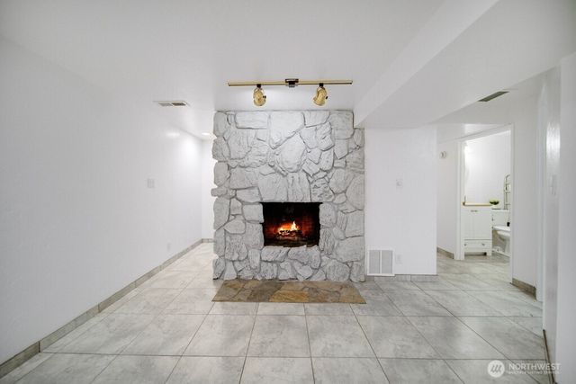 12820 Lake Avenue NW, Poulsbo, WA 98370