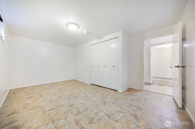 12820 Lake Avenue NW, Poulsbo, WA 98370