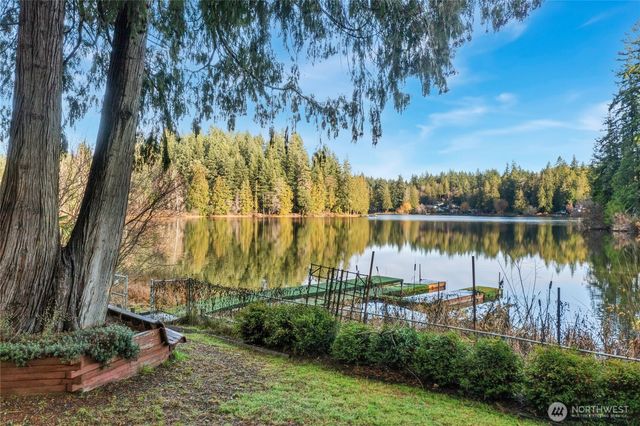 12820 Lake Avenue NW, Poulsbo, WA 98370