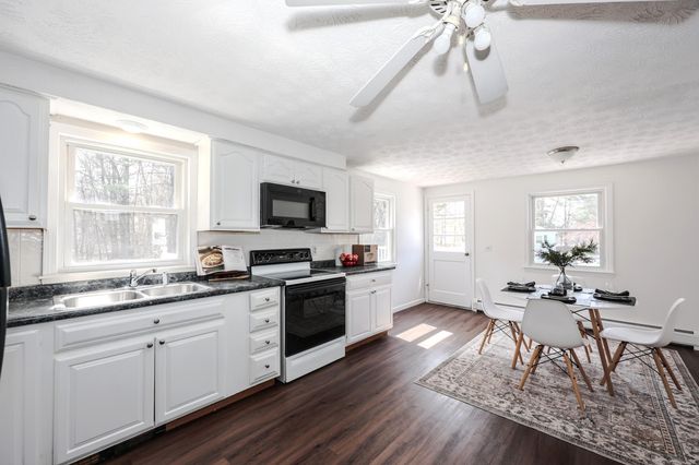 6 Shady Lane, Londonderry, NH 03053