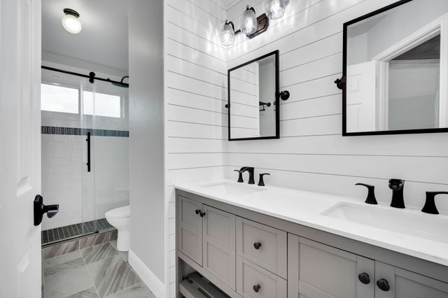 10002 Knoll Trace Way, Frisco, TX 75035