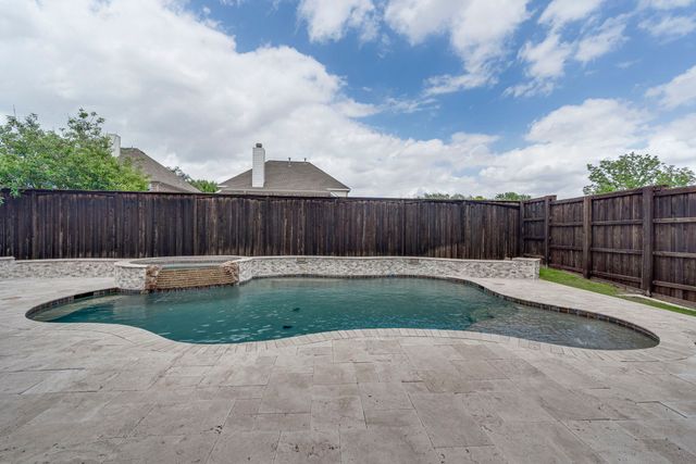 10002 Knoll Trace Way, Frisco, TX 75035