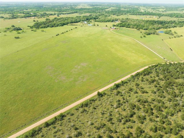 1162 County Road 234b, Hallettsville, TX 77964