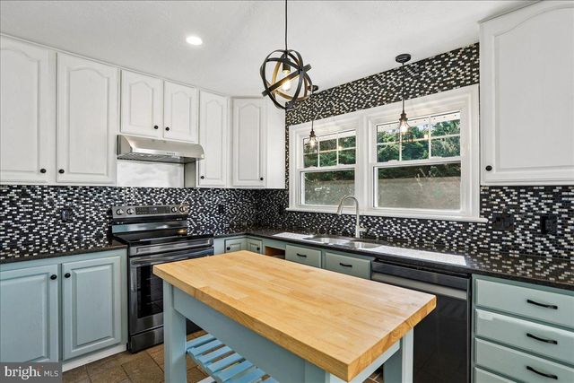 16617 KILLDEER DR, Rockville, MD 20855