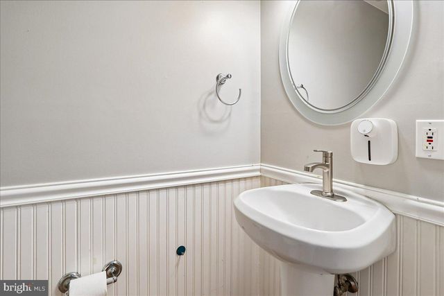 16617 KILLDEER DR, Rockville, MD 20855