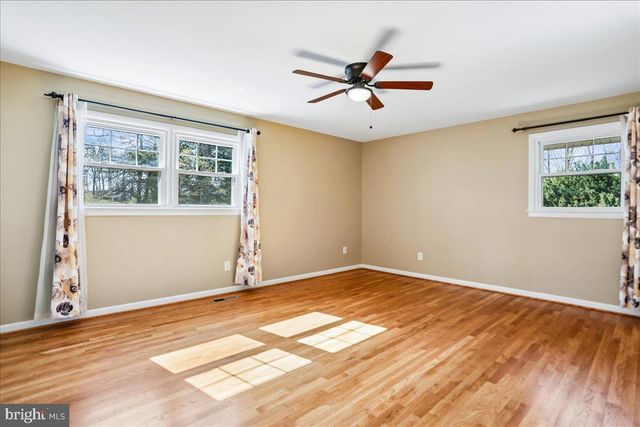16617 KILLDEER DR, Rockville, MD 20855