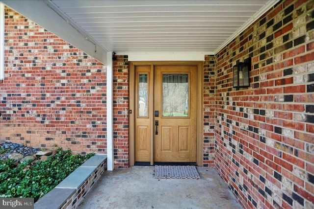 16617 KILLDEER DR, Rockville, MD 20855