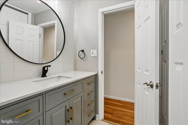 16617 KILLDEER DR, Rockville, MD 20855