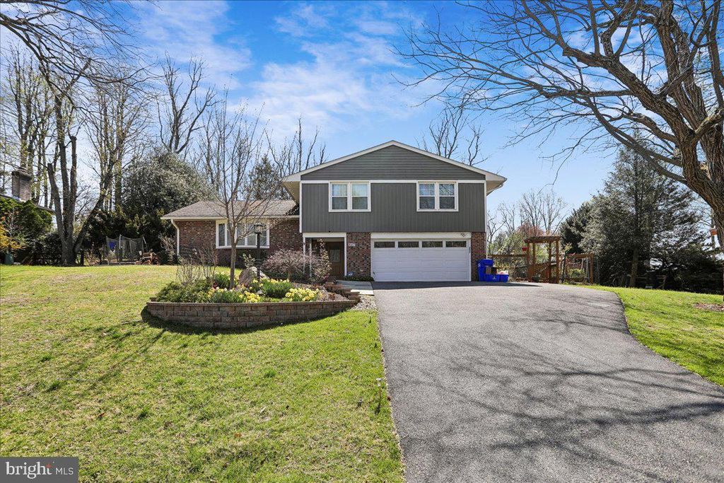16617 KILLDEER DR, Rockville, MD 20855