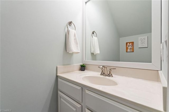 661 Nikyle Circle, High Point, NC 27265