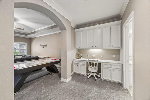 6103 Rustic Creek Lane, Kingwood, TX 77345