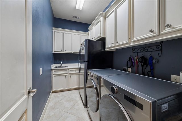 6103 Rustic Creek Lane, Kingwood, TX 77345