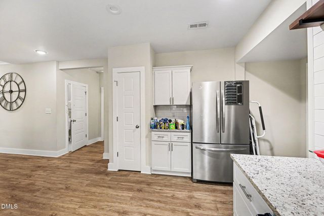 425 E Stallings Street, Clayton, NC 27520