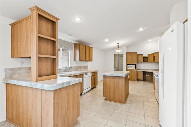 2711 E Vicki Avenue, Fort Mohave, AZ 86426