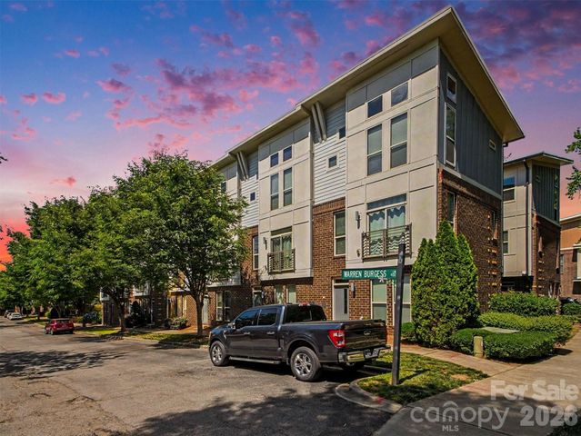 951 Warren Burgess Lane, Charlotte, NC 28205
