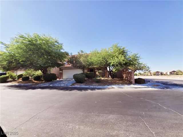 348 Bella Calabria Avenue, Las Vegas, NV 89183