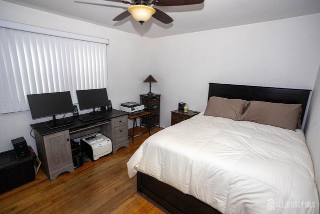 4 Wilmot Road, Sayreville, NJ 08872