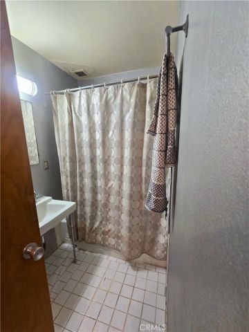100 Atlantic 711, Long Beach, CA 90802