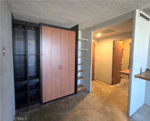 100 Atlantic 711, Long Beach, CA 90802