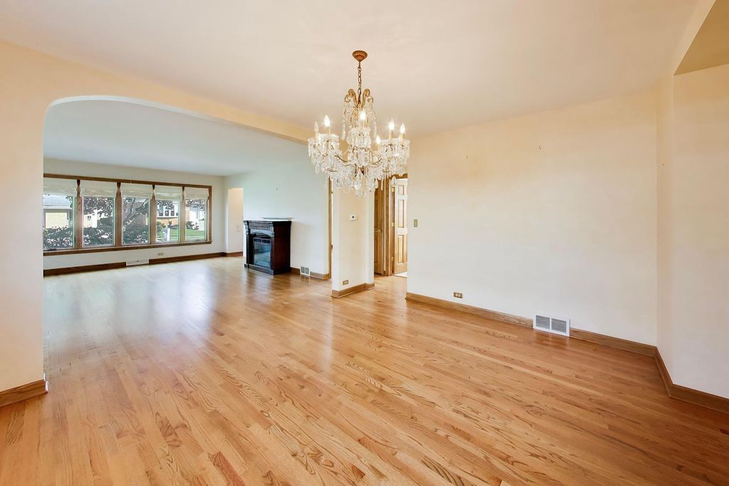8329 W Sunnyside Avenue, Norridge, IL 60706 — photo 3